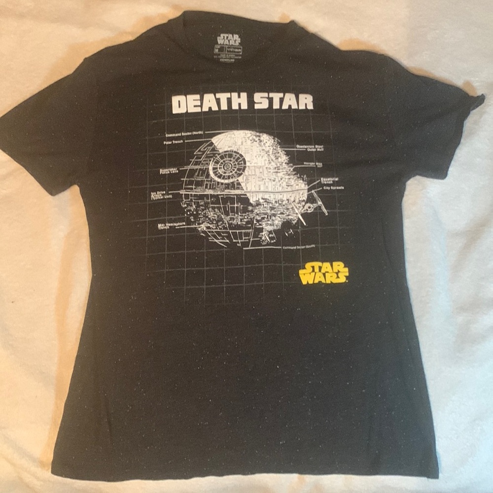 Star Wars T-shirt Medium